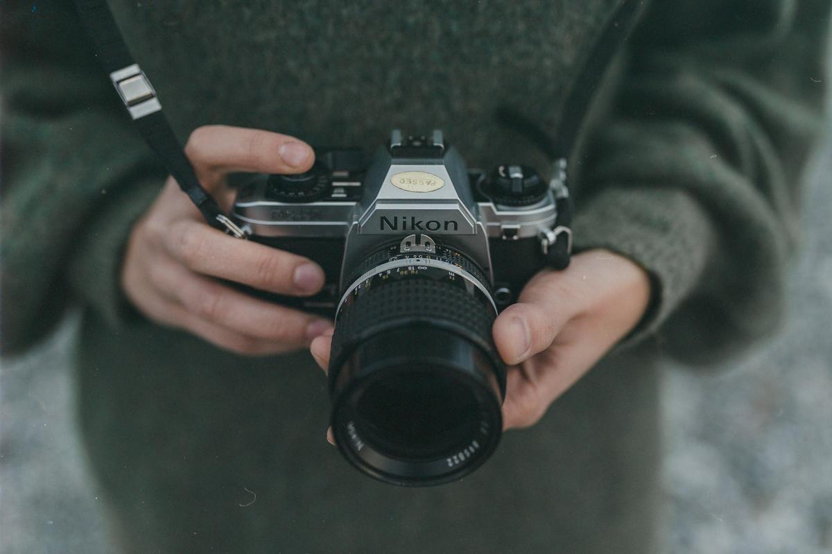 Vorschaubild für den Blogbeitrag "So entstehen magische Hochzeitsfotos: Einblicke!"